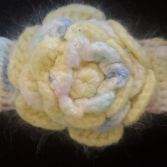 Handmade baby head band - Picture 3 of 3